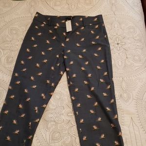 Bird of Paradise Print cropped Ann Taylor 👖